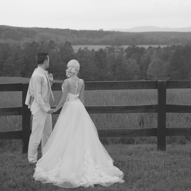 jason keefer photography mount ida farm new mountain view ceremony site scottsville va black and white portrait mountains bella rosa bridal colleen miller events