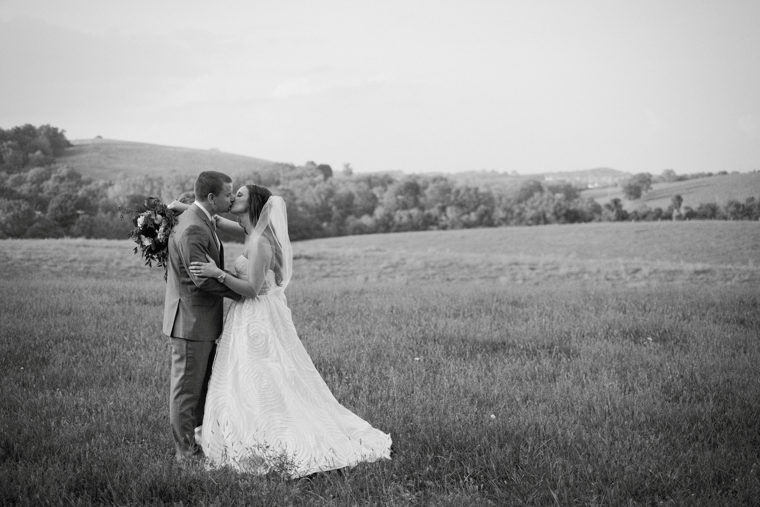 jason keefer photography black and white bride and groom portrait romantic
